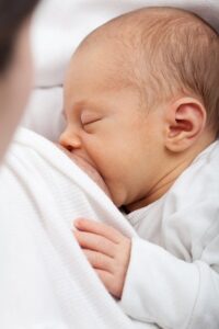 breastfeeding for postpartum prolapse